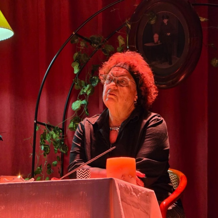 31/10 - La Matriarca en Valeri Montrul Multiespacio